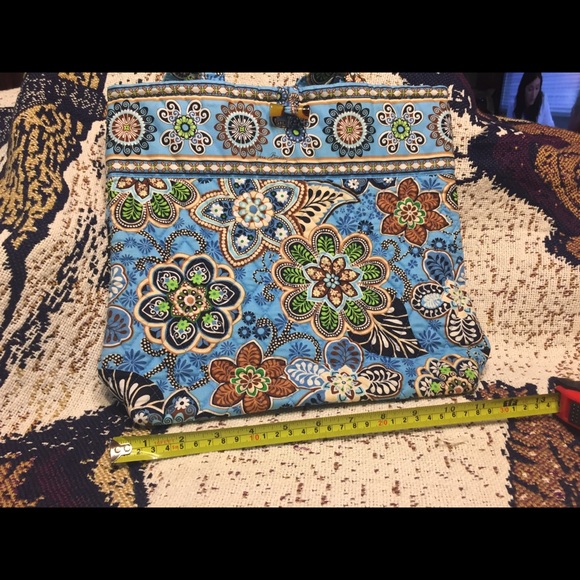 Vera Bradley Handbags - Blue Vera Bradley tote